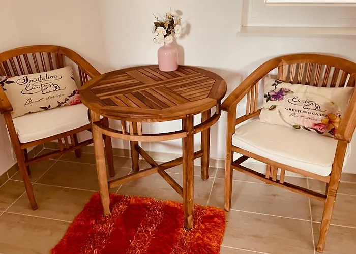 Padre Dante Free Parking And Starlink High Speed Internet Trogir