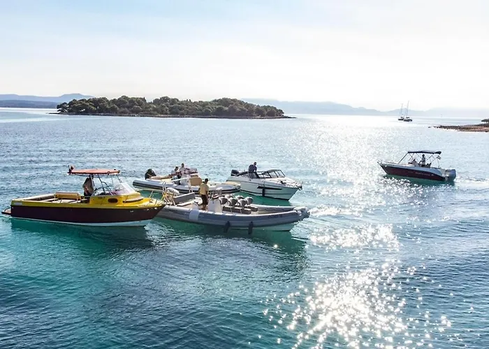 Appartement Padre Dante Free Parking And Starlink High Speed Internet Trogir