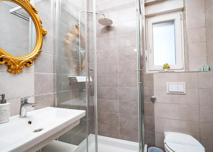 Padre Dante Free Parking And Starlink High Speed Internet Trogir